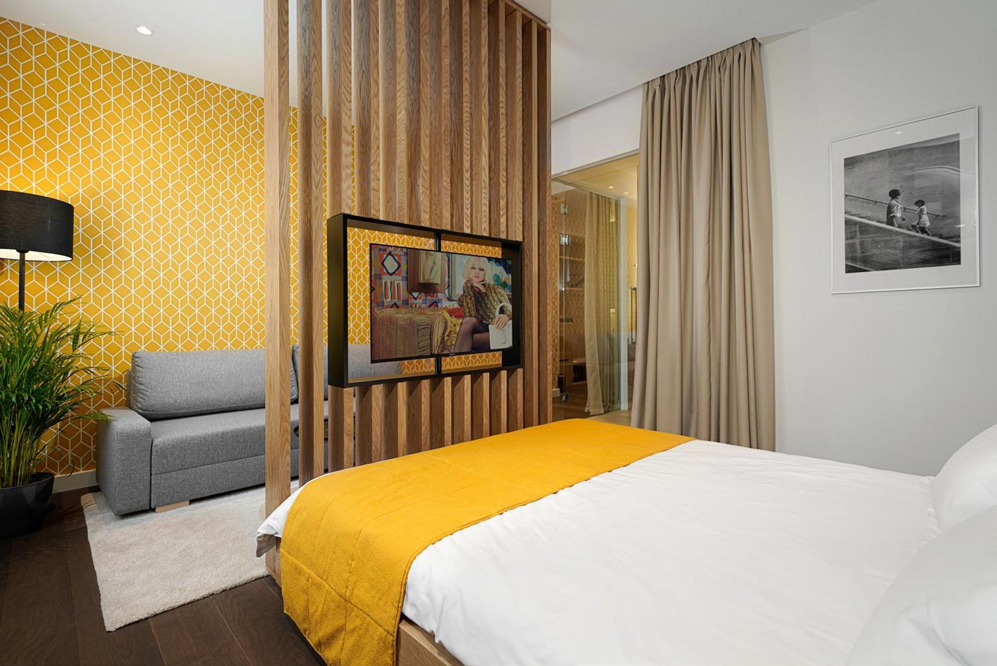Dominic Smart & Luxury Suites - Terazije Belgrade Luaran gambar