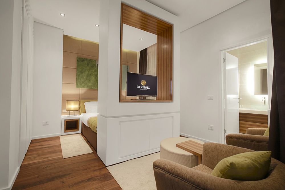 Dominic Smart & Luxury Suites - Terazije Belgrade Luaran gambar