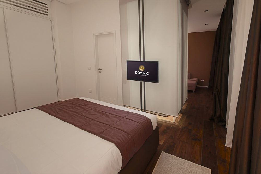 Dominic Smart & Luxury Suites - Terazije Belgrade Luaran gambar