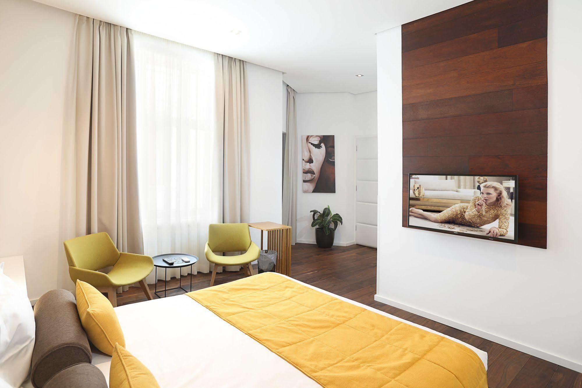 Dominic Smart & Luxury Suites - Terazije Belgrade Luaran gambar